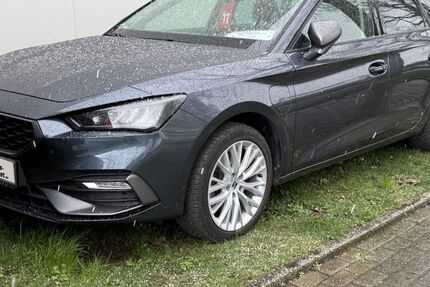 Seat Leon 79.300 km 18.990 &euro; Castrop-Rauxel 44579