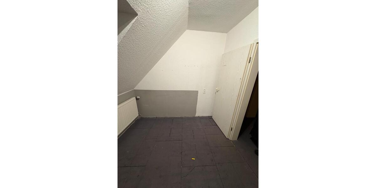 Mietwohnung 3,5 Zimmer DG 3 zimmer