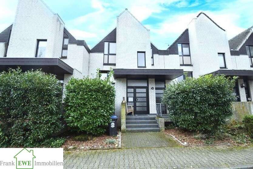 Haus zum Kaufen in Düsseldorf Hellerhof 695.000 € 175 m²