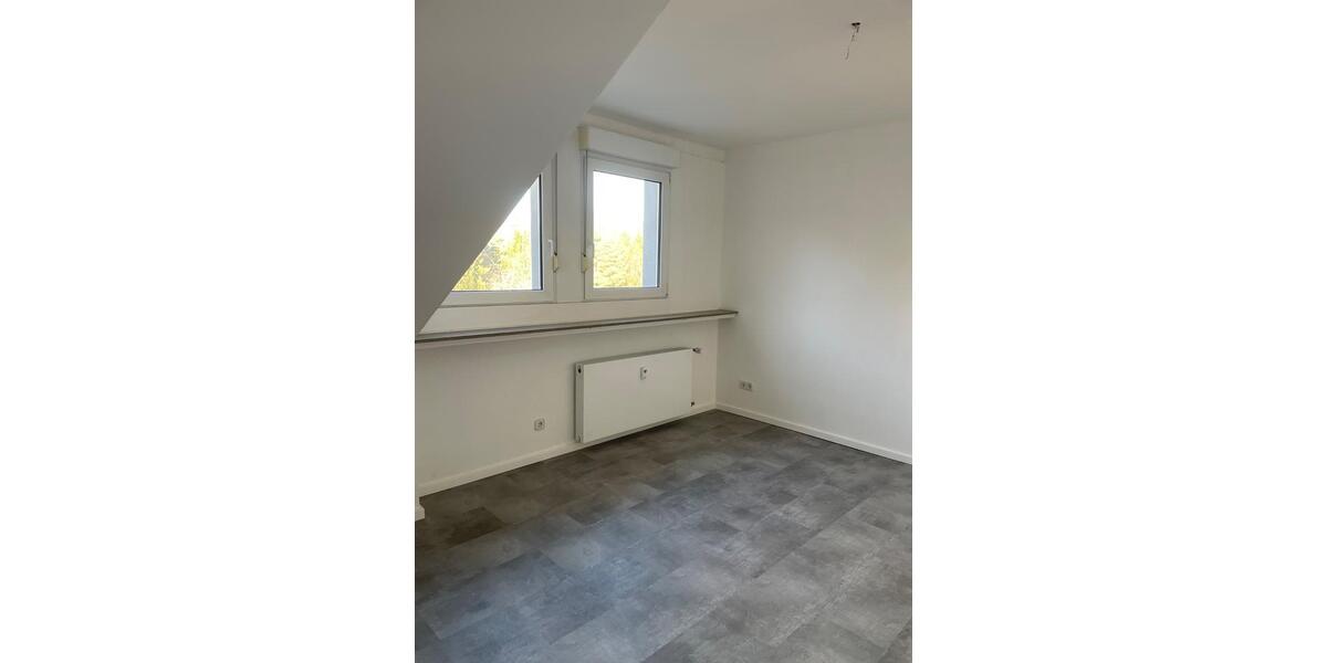 Gut isolierte, helle sanierte DG-Wohnung in Herdecke 3 zimmer