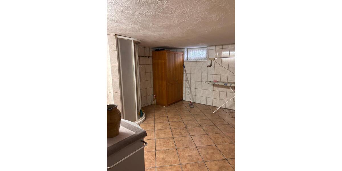 Reihenhaus Duisburg Beeck - 5 Zimmer, 135 m&sup2;, 318.000&euro; | Angebot:27496814