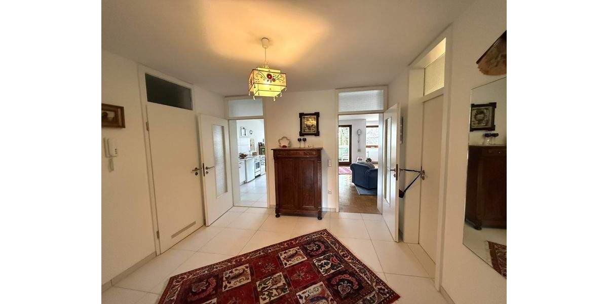 Etagenwohnung Essen Fischlaken - 3 Zimmer, 111 m&sup2;, 385.000&euro; | Angebot:23162845