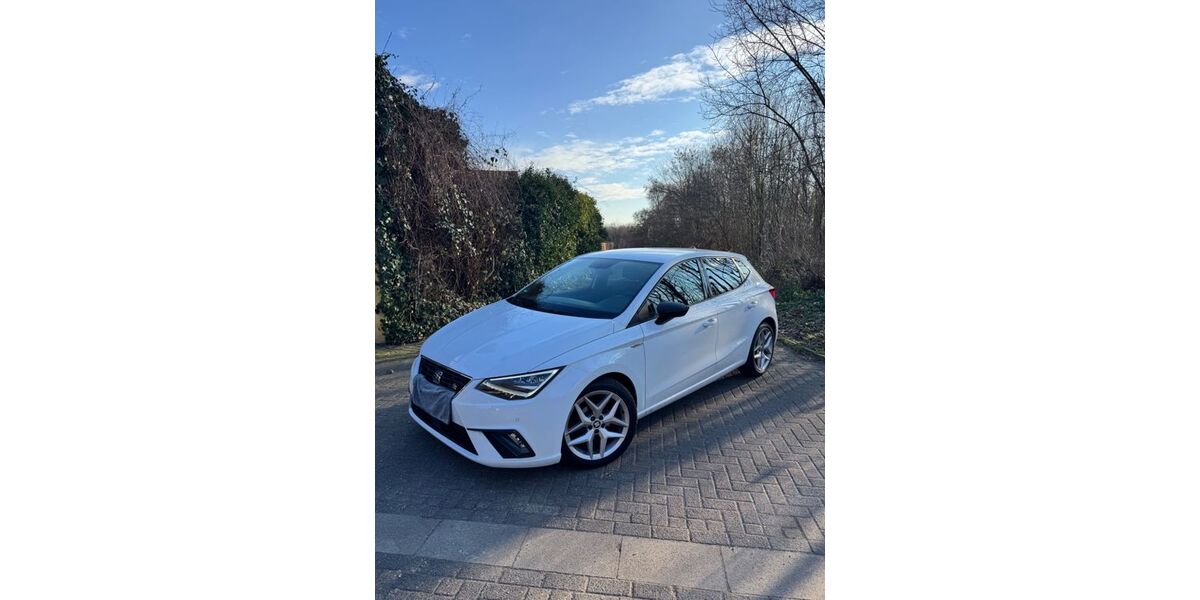 Seat Ibiza 34.000 km 13.500 &euro; Bochum 44867