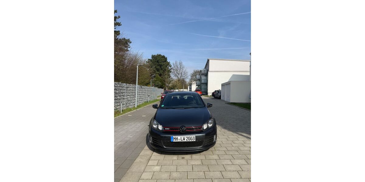 VW Golf 186.205 km 9.000 &euro; Mülheim an der Ruhr 45475