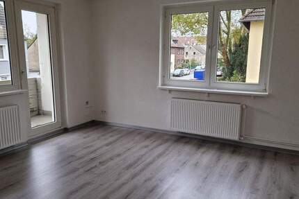 Einzugsfertig! Renovierte 3-Zimmer-Wohnungm mit Balkon 3 zimmer