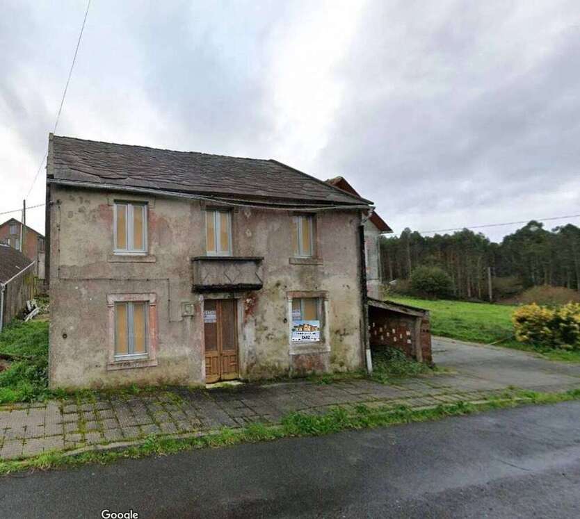 Haus zum Kaufen in Cedeira 50.000 € 100 m²