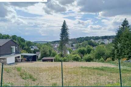 Grundstück zu verkaufen in Nümbrecht 199.000 € 1450 m²