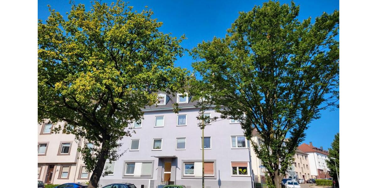 Dachgeschoßwohnung Essen Huttrop - 3 Zimmer, 67 m&sup2;, 109.000&euro; | Angebot:27446984