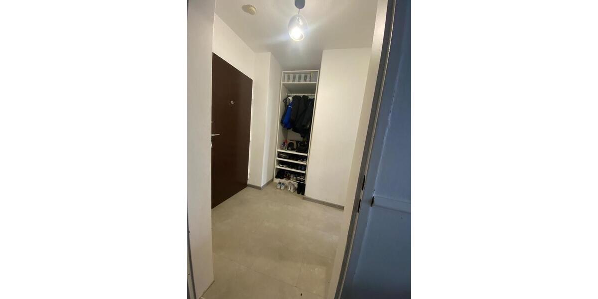 Etagenwohnung Duisburg Essenberg - 3 Zimmer, 85 m&sup2;, 500&euro; | Angebot:25756619