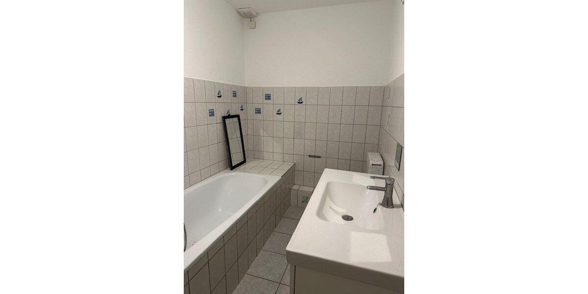 Erdgeschoßwohnung Wuppertal Gemarkung Nächstebreck - 4 Zimmer, 107 m&sup2;, 800&euro; | Angebot:26192314