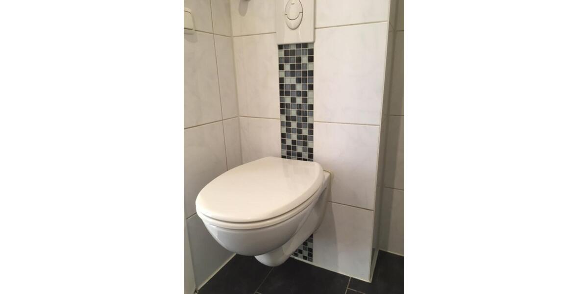 1 Raum mit Balkon und Küche ca. 35 qm 1 zimmer