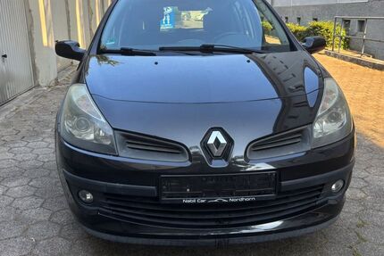Renault Clio 134.000 km 1.850 &euro; Essen 45147