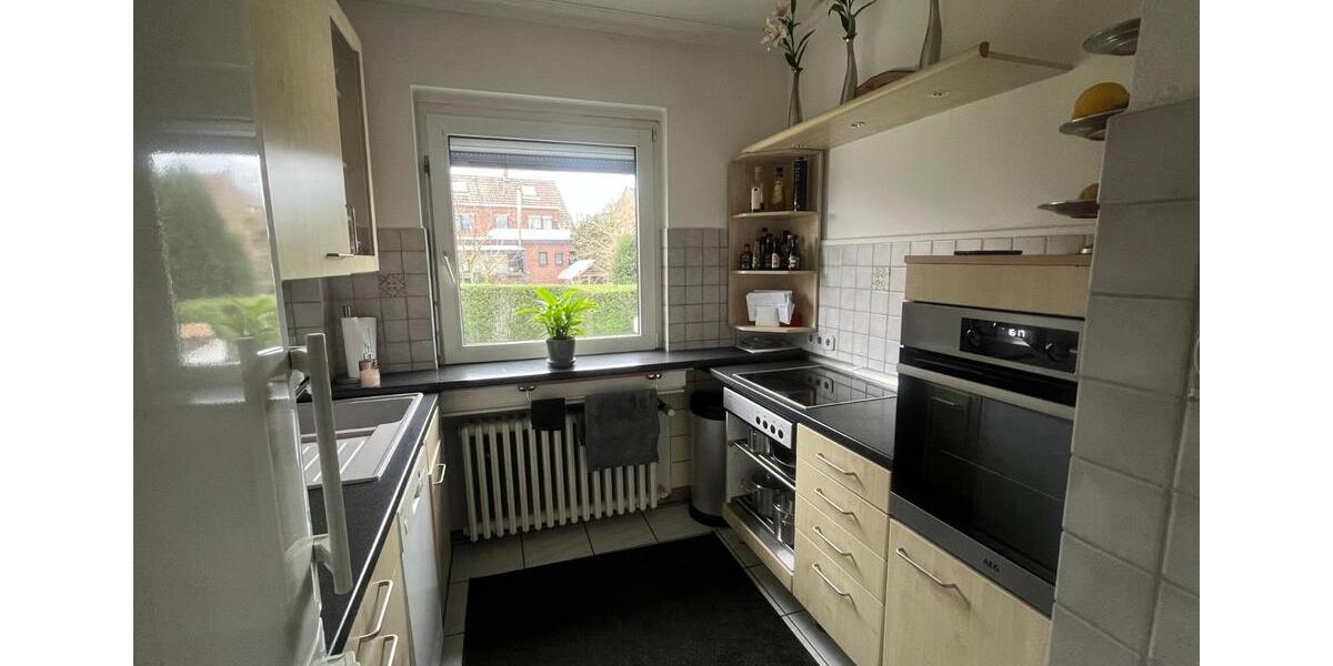 Etagenwohnung Duisburg Essenberg - 2 Zimmer, 80 m&sup2;, 720&euro; | Angebot:25611916