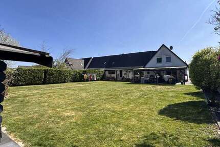 Haus zum Kaufen in Krefeld 649.000 € 213 m²