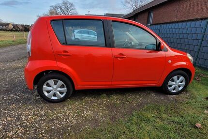 Daihatsu Sirion 126.000 km 1.800 &euro; Dorsten 46284