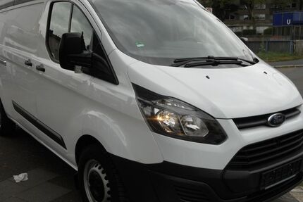 Ford Transit Custom 144.000 km 9.800 € Essen 45145