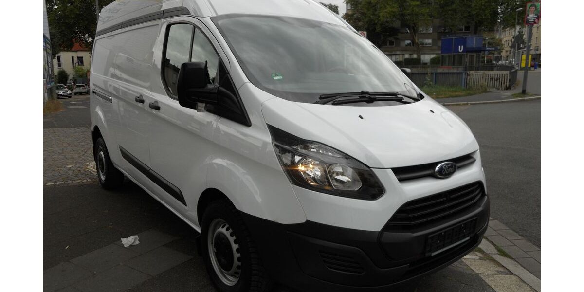 Ford Transit Custom 144.000 km 9.800 € Essen 45145