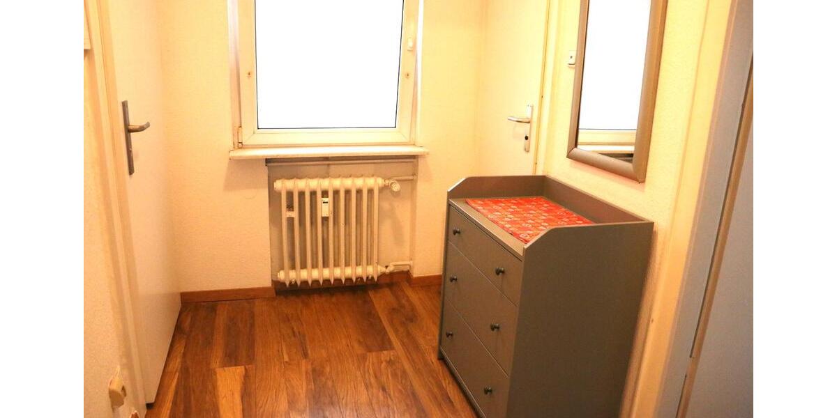 Helle möblierte Wohnung mit Einbauküche Uni und Limbecker Platz 2 zimmer