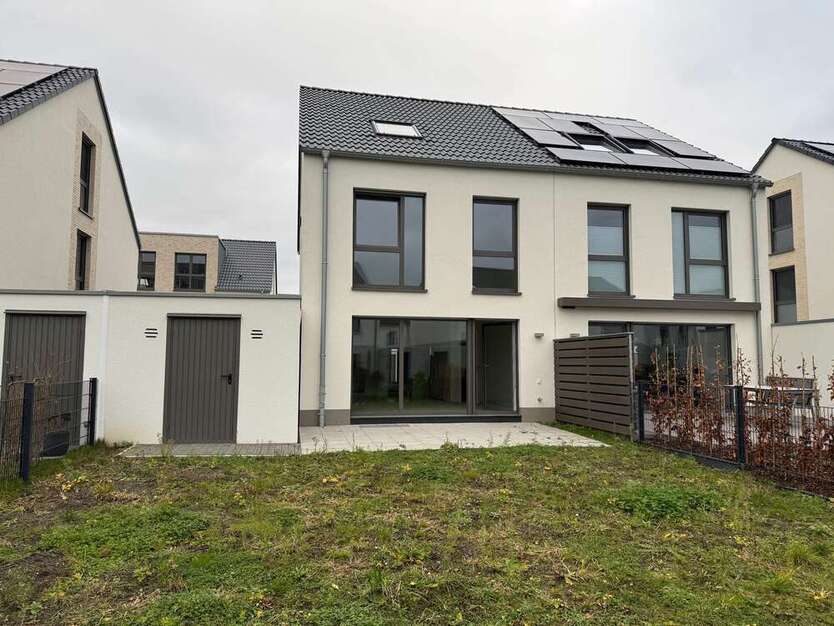 Haus zum Kaufen in Castrop Rauxel 539.000 € 143 m²