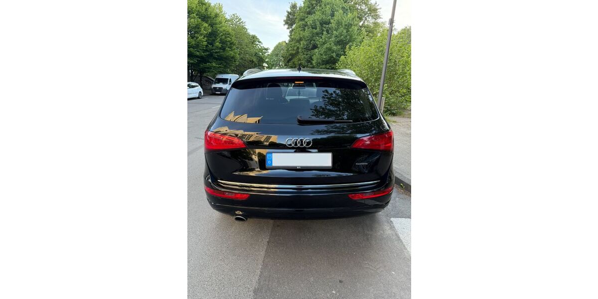 Audi Q5 180.000 km 16.500 &euro; Wuppertal 42275