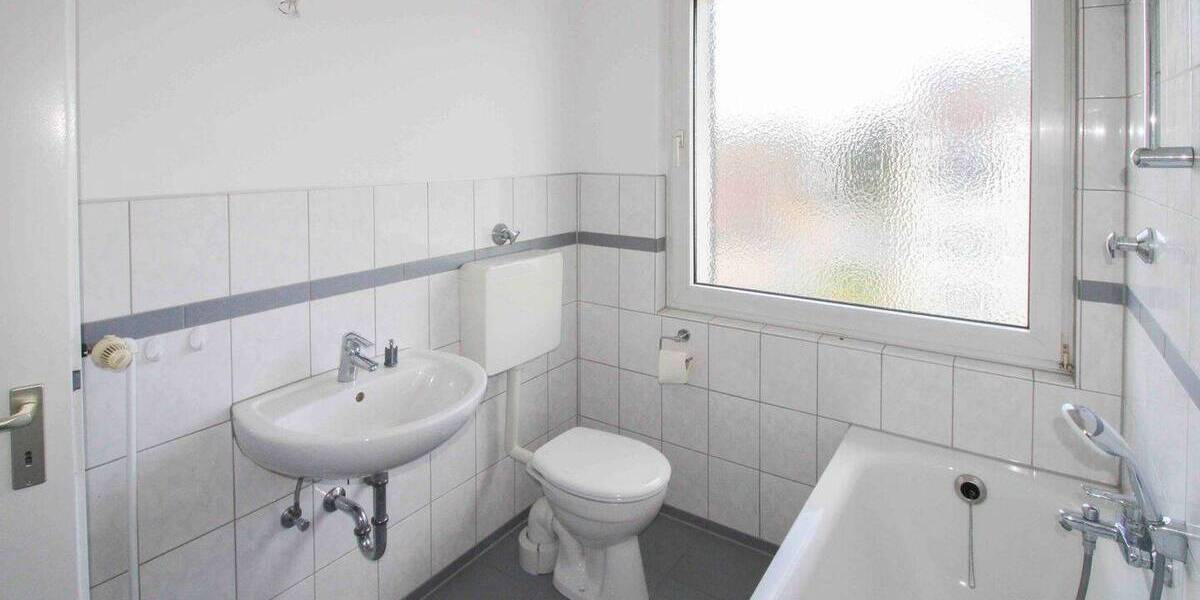 Etagenwohnung Duisburg Rumeln-Kaldenhausen - 3 Zimmer, 74 m&sup2;, 165.000&euro; | Angebot:26451842