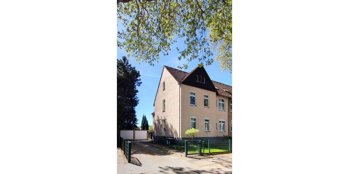 Doppelhaushälfte Recklinghausen Ost - 9 Zimmer, 121 m&sup2;, 396.500&euro; | Angebot:26470827