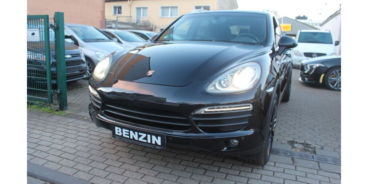 Porsche Cayenne 199.000 km 17.450 &euro; Duisburg 47139