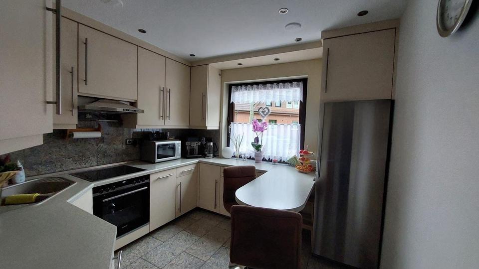 Mehrfamilienhaus in einzigartiger Lage, ideal für große Familien 10 zimmer