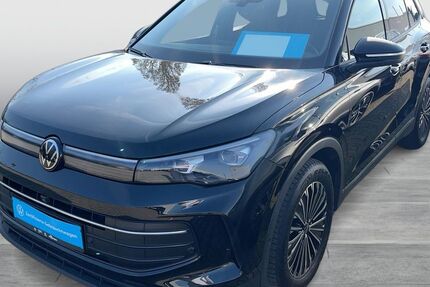 VW Tiguan 25.490 km 38.450 &euro; Duisburg 47178