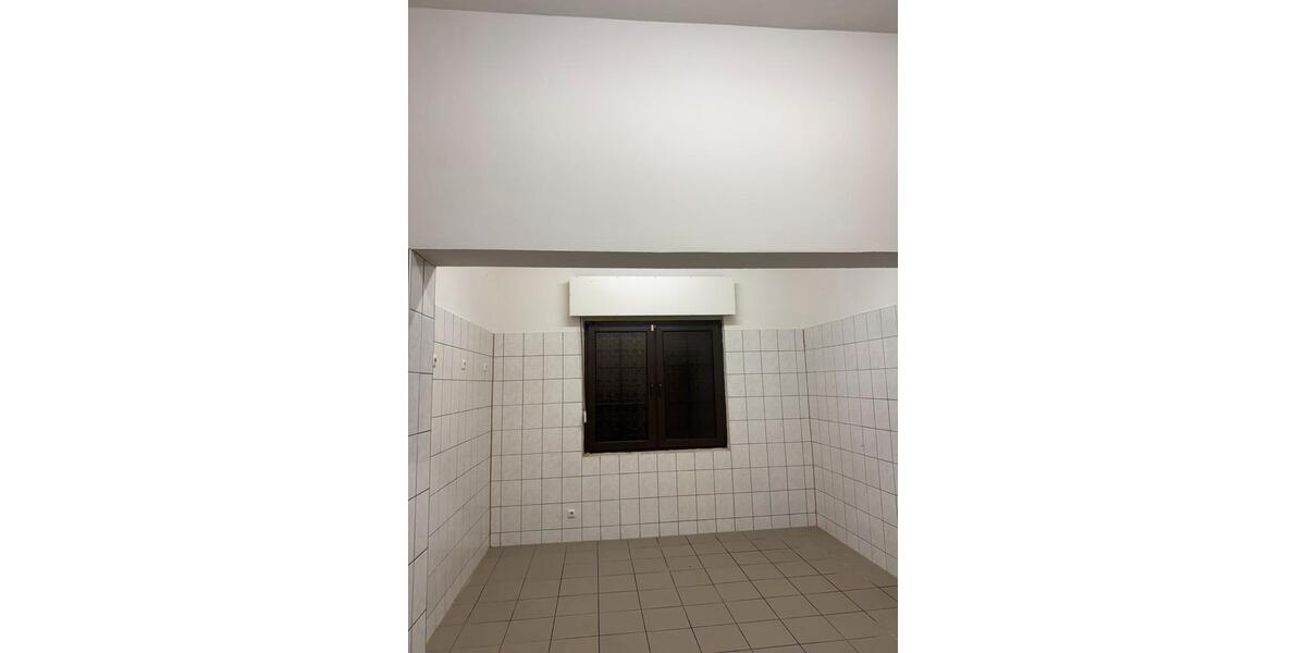 Zu Vermieten RestaurantLadenlokalPizzeriaImbissBäckerei zimmer