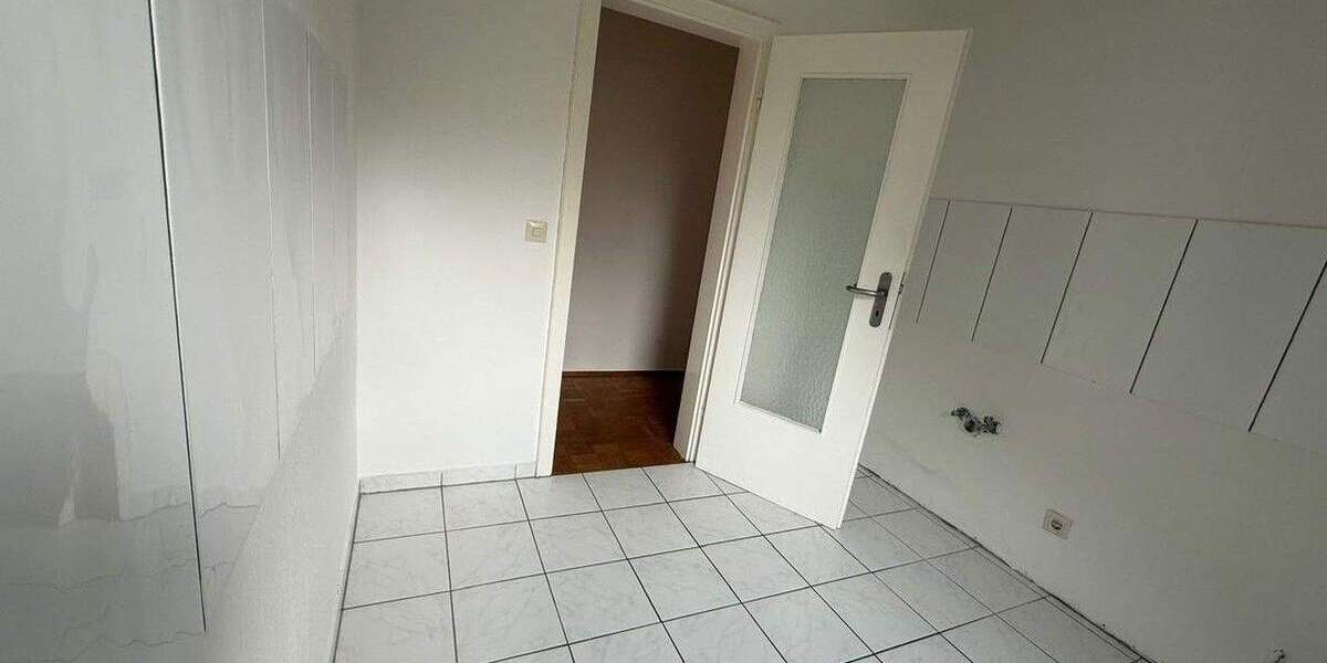 Helle 2-Zimmer-Dachgeschosswohnung mit Parkett & Kellerraum in Bestlage - Essen-Steele, Grendtor?14 2 zimmer