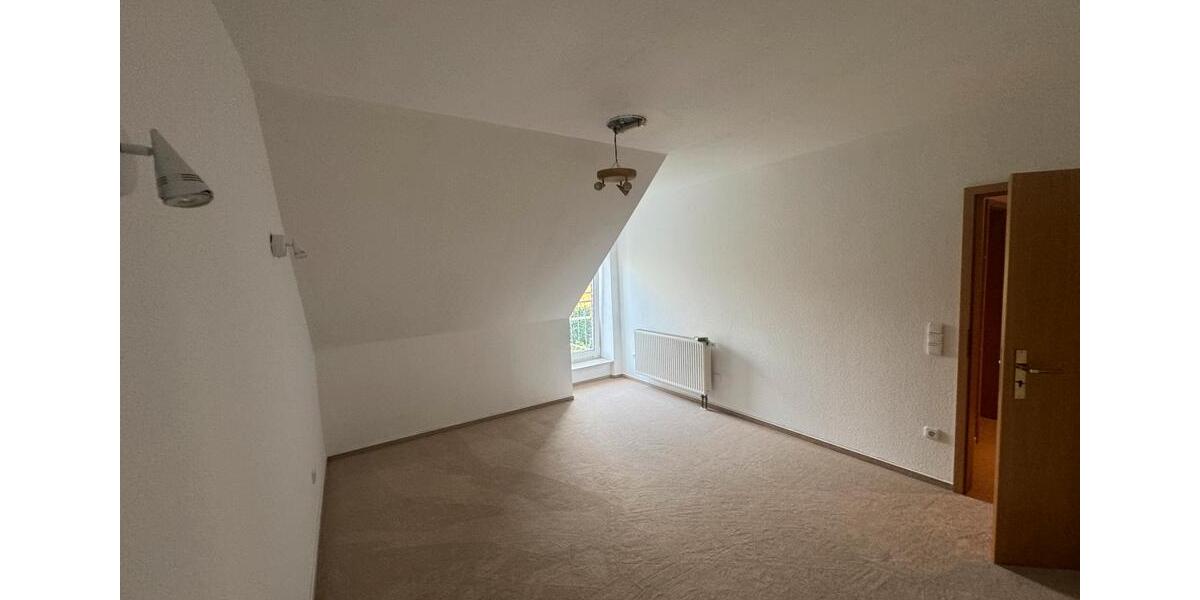 Reihenhaus Düsseldorf Stadtbezirk 5 - 4 Zimmer, 100 m&sup2;, 2.650&euro; | Angebot:26700179