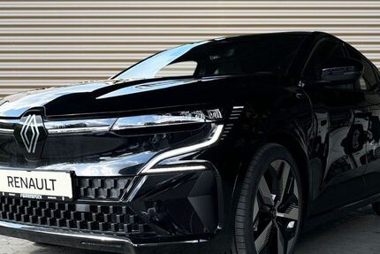 Renault Megane E-TECH 6.500 km 39.320 &euro; Duisburg 47059