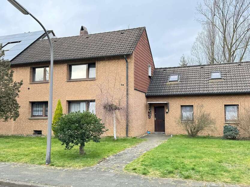 Haus zum Kaufen in Recklinghausen 167.000 € 156 m²