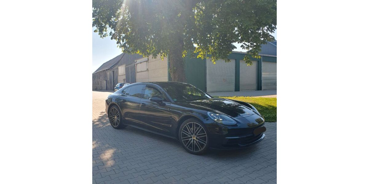 Porsche Panamera 97.018 km 69.450 &euro; Witten 58454
