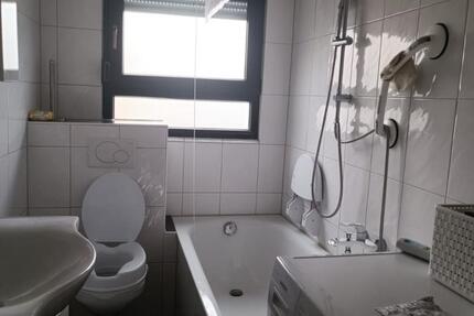 Erdgeschoss Wohnung ideal für ältere Menschen zu vermieten 3 zimmer