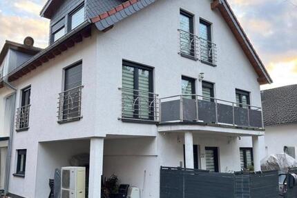 Modernes Einfamilienhaus mit flexibler Raumaufteilung. 10 zimmer