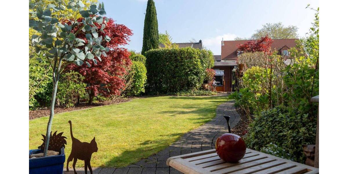 Reihenmittelhaus Essen Frintrop - 6 Zimmer, 150 m&sup2;, 535.000&euro; | Angebot:26455360