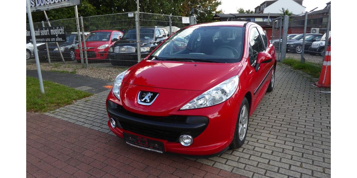 Peugeot 207 112.000 km 2.990 &euro; Duisburg 47249