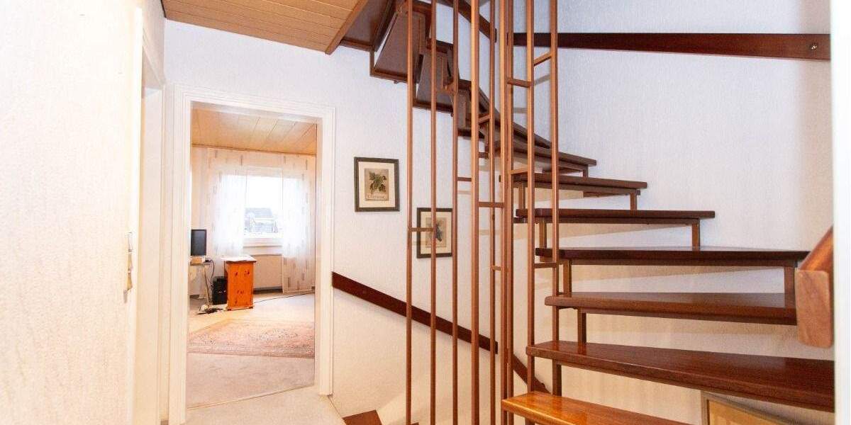 Zentral und dennoch ruhig gelegen #RMH mit Garage 4 zimmer