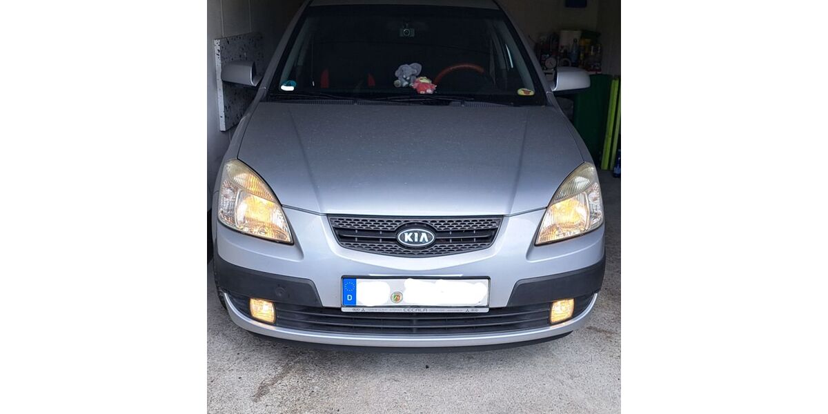 Kia Rio 209.847 km 1.200 &euro; Oberhausen 46117