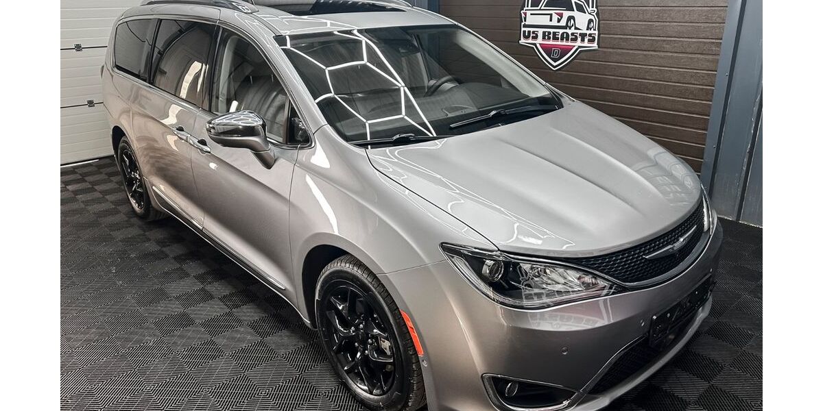 Chrysler Pacifica 61.000 km 27.500 € Bochum 44809