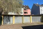 Gepflegtes Mehrfamilienhaus mit 4 Wohnungen 5 Garagen 2 SP
