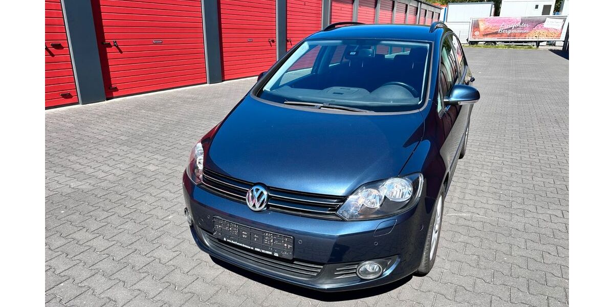 VW Golf 81.128 km 7.599 &euro; Oberhausen 46145