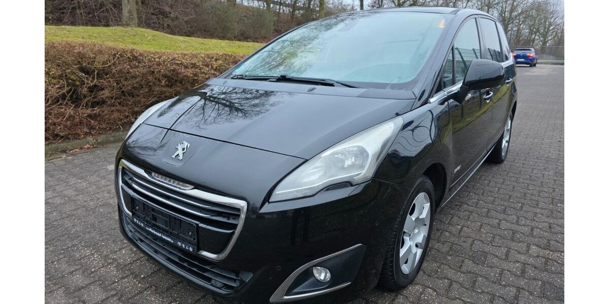 Peugeot 5008 223.000 km 4.699 &euro; Moers 47441