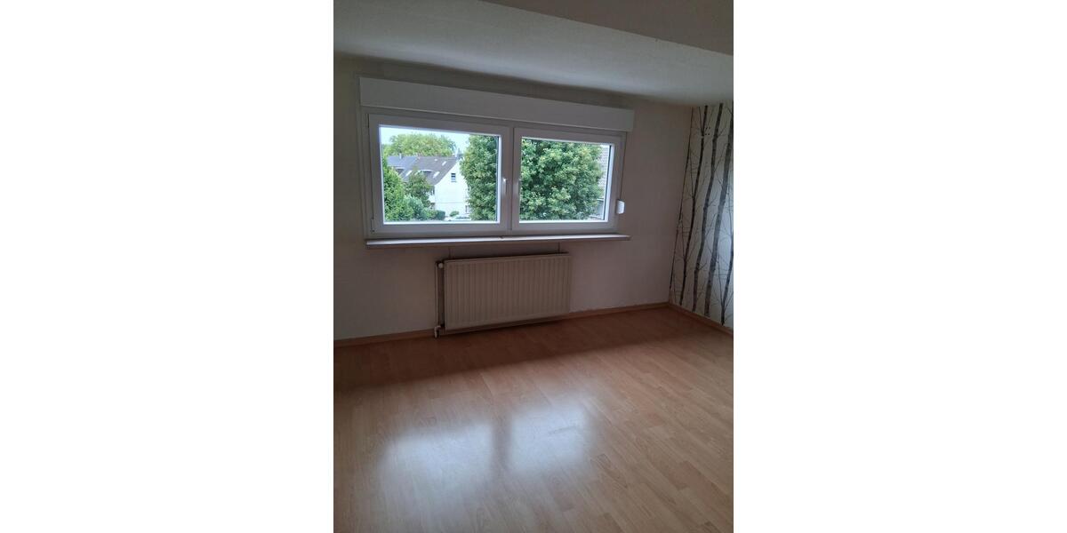 RE-Ost 3,5 Zimmer 3 zimmer