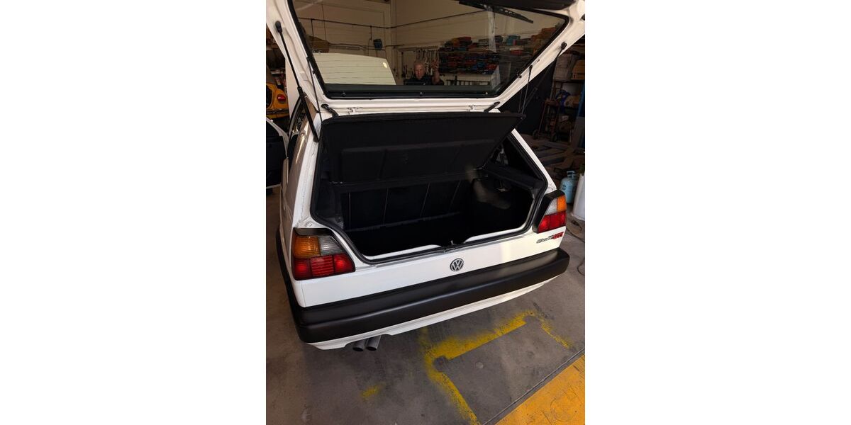 VW Golf 71.000 km 11.490 &euro; Duisburg 47279