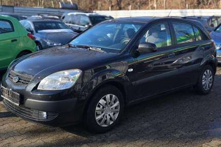 Kia Rio 235.238 km 1.249 &euro; Essen 45329
