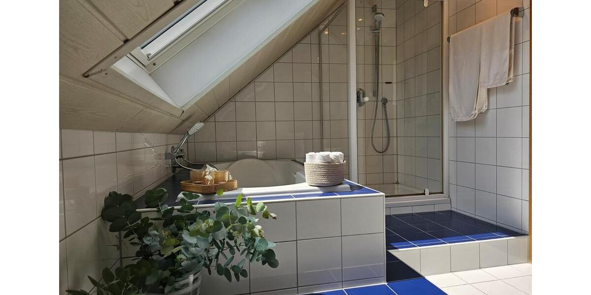 Reihenhaus Oberhausen Biefang - 4 Zimmer, 130 m&sup2;, 489.000&euro; | Angebot:27463524