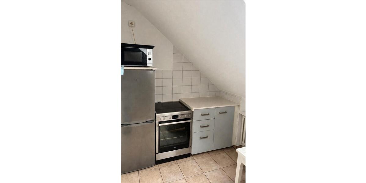 Dachgeschoßwohnung Moers Rheinkamp - 2 Zimmer, 48 m&sup2;, 570&euro; | Angebot:25791141